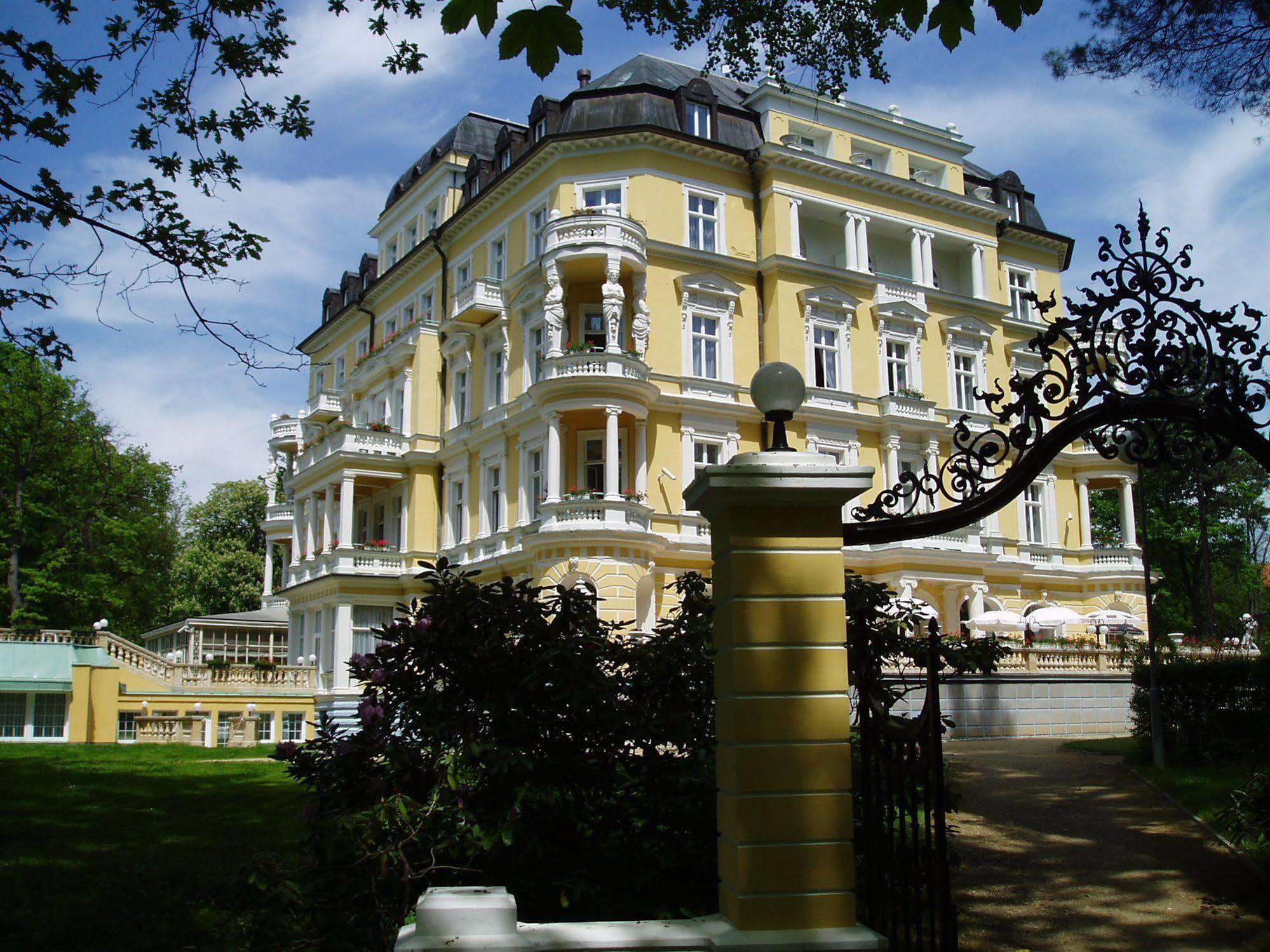 Imperial Spa & Kurhotel Františkovy Lázně المظهر الخارجي الصورة